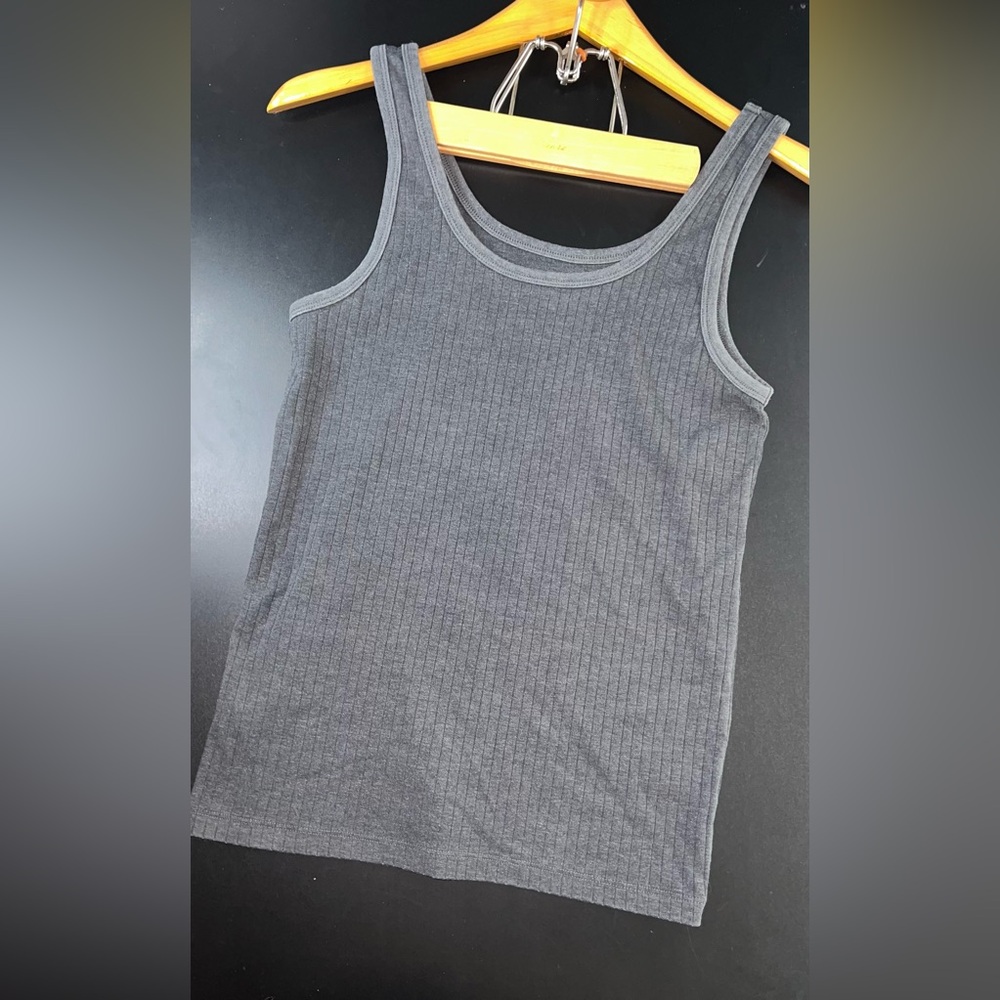 Aerie Grey Ribbed Sleeveless Tank Top Size Large EUC